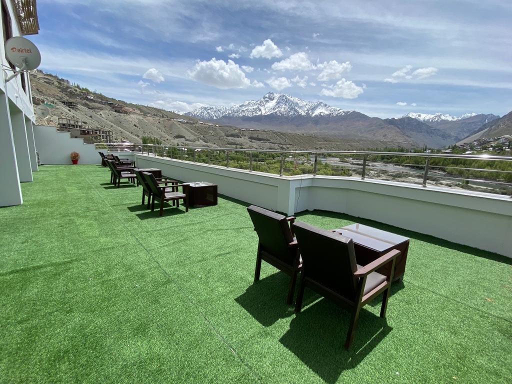 Hillside Resort